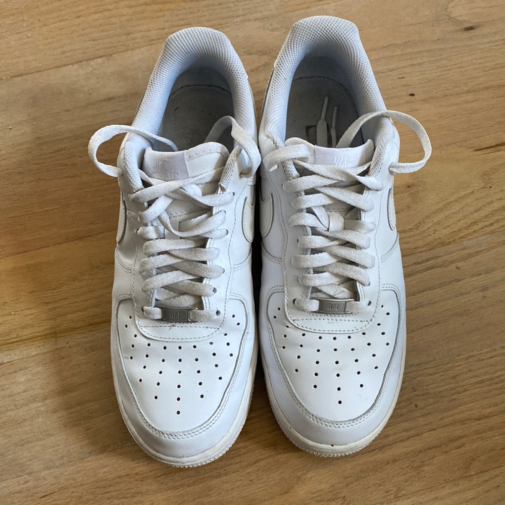 Nike Air Force size 9.5